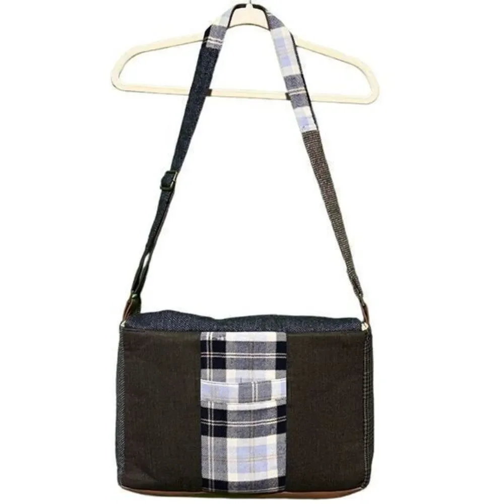 Finnigan‎ Sew Much Style Messenger Crossbody Bag Gray Blue Brown One Size